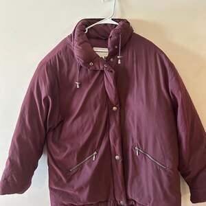 Vintage Eddie Bauer Women's Maroon Diamond Quilted Premium Goose Down Puffer Jac